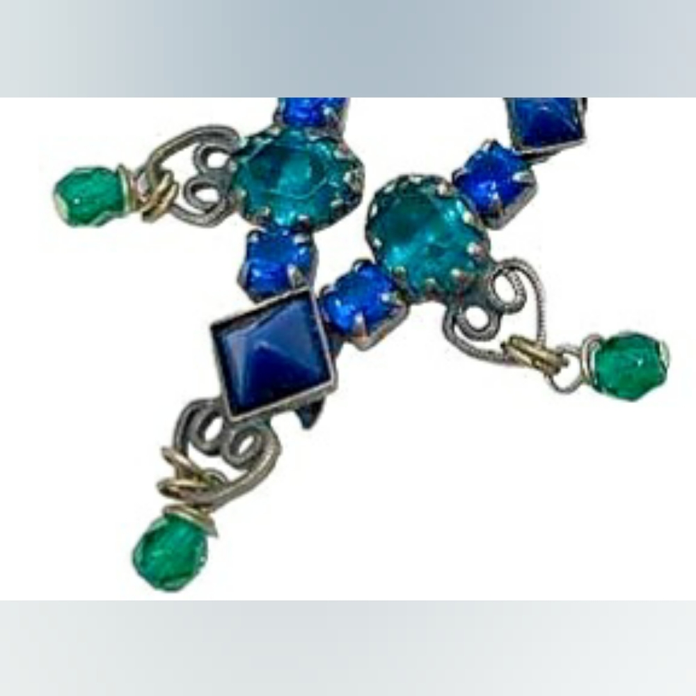Mermaid Mary DeMarco Cat's Eye, Crystal & Rhinestone Chevron Ocean Necklace - Picture 8 of 15